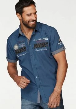 Man's World Kurzarmhemd mit Print und Aufnähern Blau, Nachtblau
