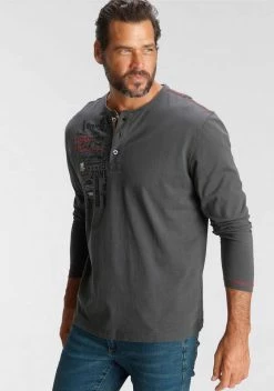 Man's World Henleyshirt